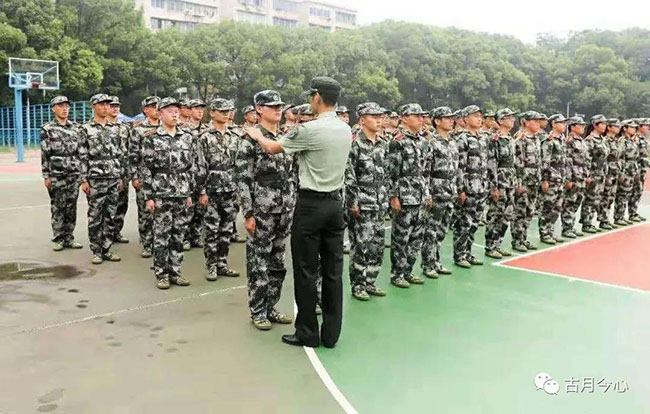 心路历程 |【22】脑袋被门夹了(图1) 心路历程 |【22】脑袋被门夹了(图1)