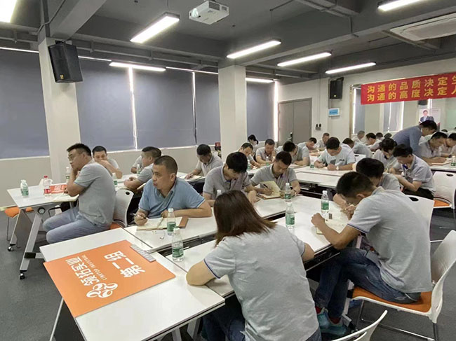 莲花演说周老师走进广东领拓实业，开启《人际沟通企业内训》(图4)